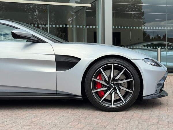 Used Aston Martin Vantage for sale - 75677039: Photo 12