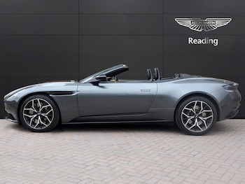 Used Aston Martin DB11 2018 for sale - 78592800: Photo