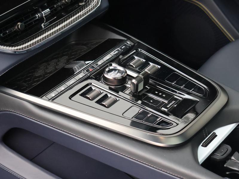 Used Aston Martin DBX 2025 for sale - 76908612: Photo 16