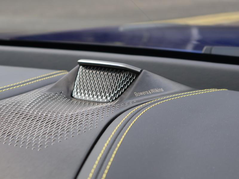 Used Aston Martin DBX 2025 for sale - 76908612: Photo 17