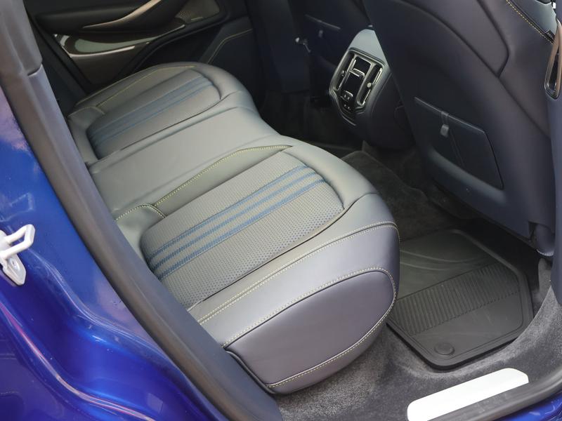 Used Aston Martin DBX 2025 for sale - 76908612: Photo 21