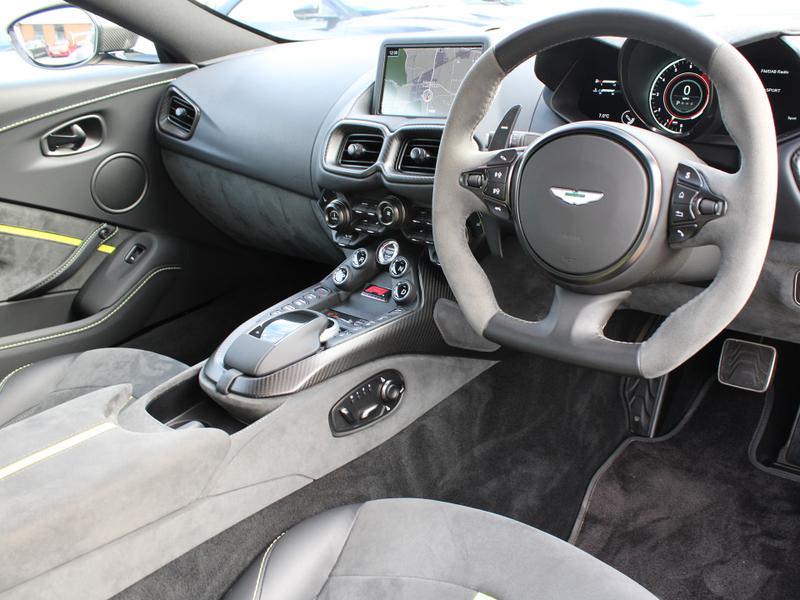 Used Aston Martin Vantage 2022 for sale - 76797048: Photo 3