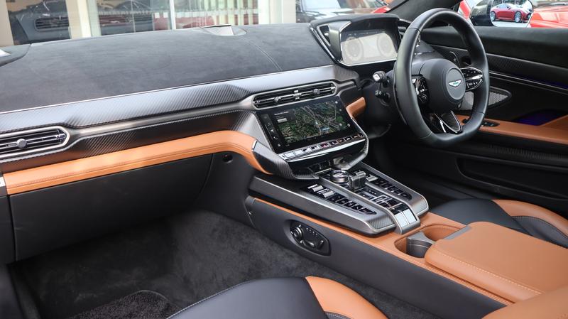 Used Aston Martin Vanquish 2025 for sale - 77590009: Photo 13