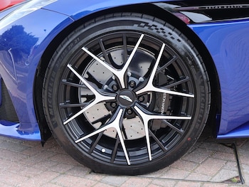 Used Aston Martin V8 2025 for sale - 78903527: Photo
