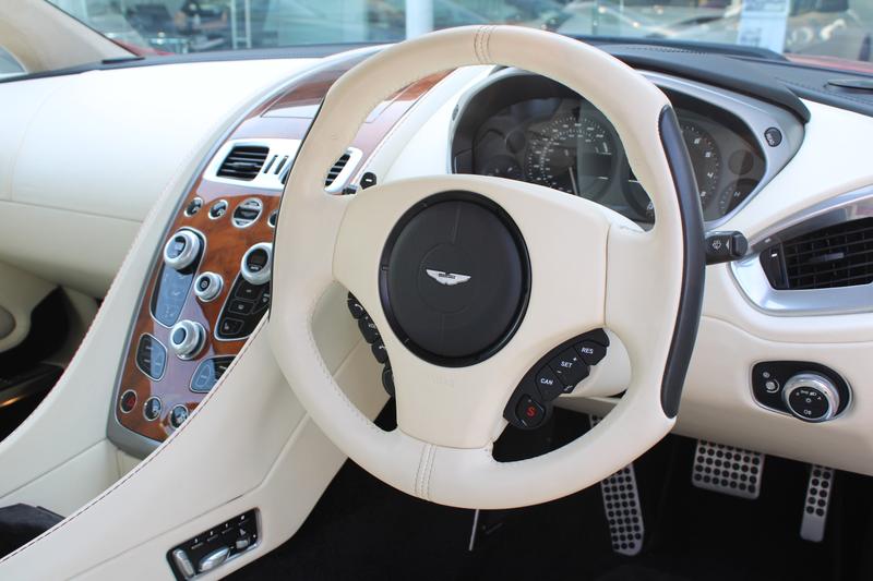 Used Aston Martin Vanquish 2014 for sale - 76797102: Photo 6