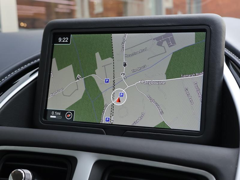 Used Aston Martin DB11 2016 for sale - 76438479: Photo 16