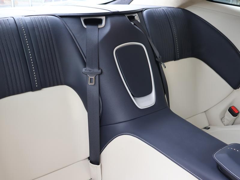 Used Aston Martin DB11 2016 for sale - 76438479: Photo 19