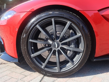 Used Aston Martin Vantage 2023 for sale - 79386575: Photo