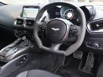 Used Aston Martin Vantage 2022 for sale - 77381683: Photo