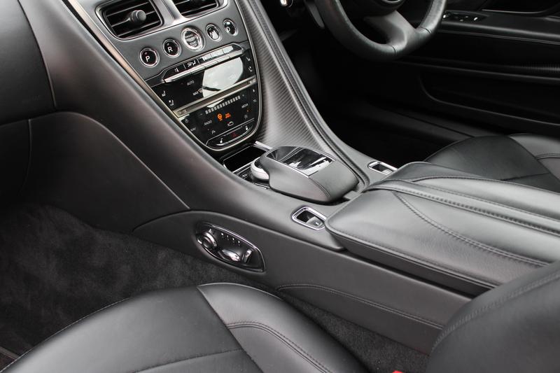 Used Aston Martin DBS 2020 for sale - 76797039: Photo 18