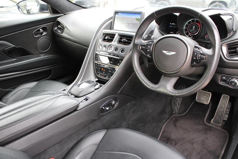 Used Aston Martin DBS 2020 for sale - 76797039: Photo 3