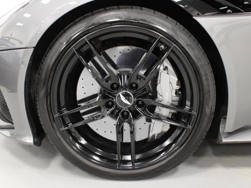 Used Aston Martin DBS 2020 for sale - 76797039: Photo 4