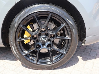 Used Aston Martin DBX 2021 for sale - 79105455: Photo