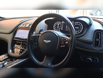 Used Aston Martin DBX 2021 for sale - 79105455: Photo