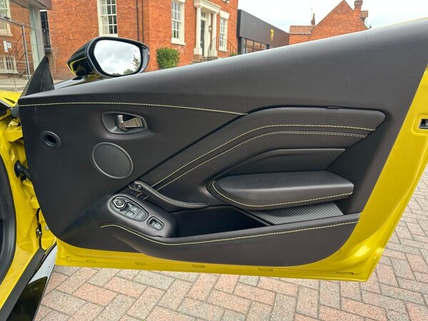 Used Aston Martin Vantage for sale - 75517571: Photo 10