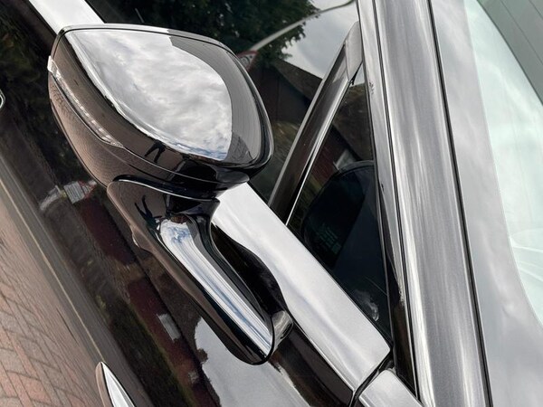 Used Aston Martin DBX 2025 for sale - 75676956: Photo 11