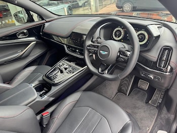 Used Aston Martin DBX 2025 for sale - 75676956: Photo 3