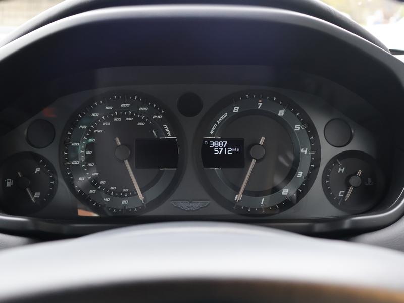 Used Aston Martin Vanquish for sale - 77878248: Photo 13