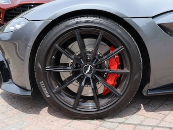 Used Aston Martin Vantage 2019 for sale - 78945369: Photo