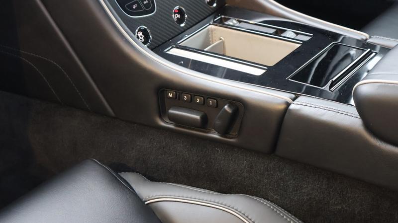 Used Aston Martin Vantage for sale - 78090515: Photo 18