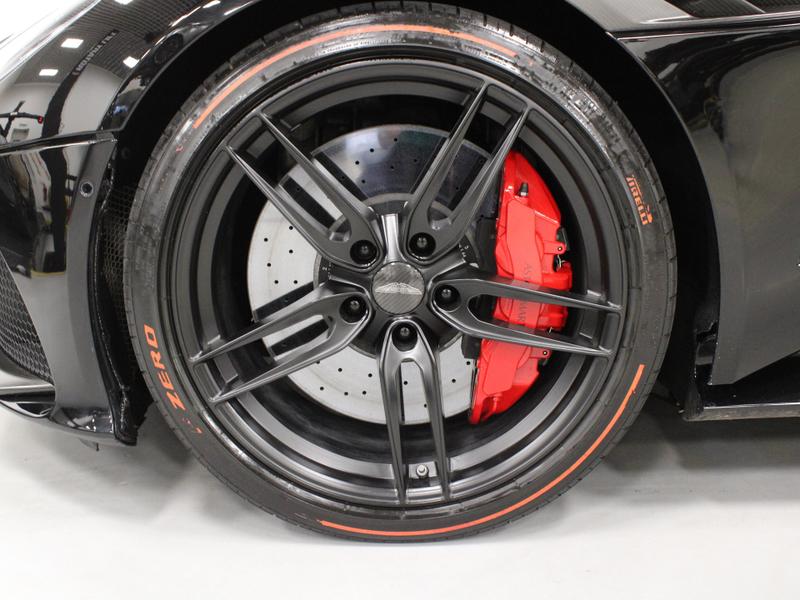 Used Aston Martin DBS 2019 for sale - 76797038: Photo 4