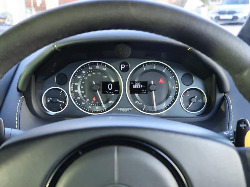 Used Aston Martin DB9 2015 for sale - 76835652: Photo 19