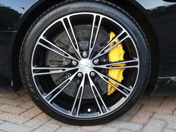 Used Aston Martin DB9 2015 for sale - 76835652: Photo