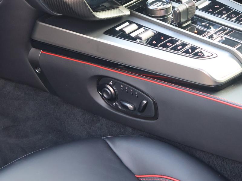 Used Aston Martin Vanquish for sale - 77763462: Photo 21