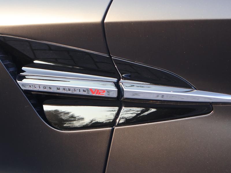 Used Aston Martin Vanquish for sale - 77763462: Photo 22