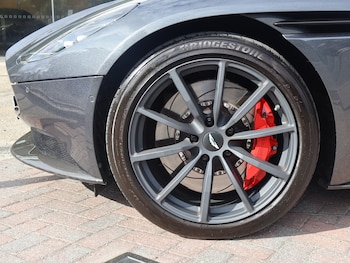 Used Aston Martin DB11 2022 for sale - 79439678: Photo