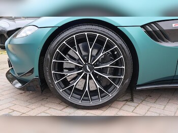 Used Aston Martin Vantage 2023 for sale - 78592789: Photo