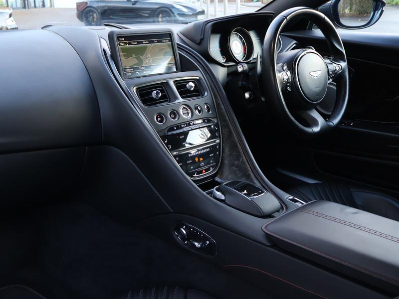 Used Aston Martin DB11 2017 for sale - 77128252: Photo 12