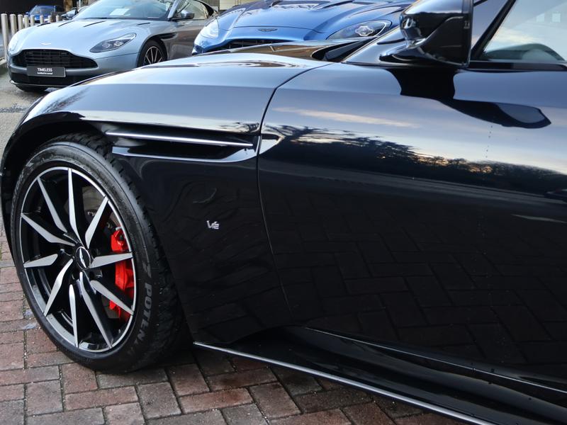 Used Aston Martin DB11 2017 for sale - 77128252: Photo 22