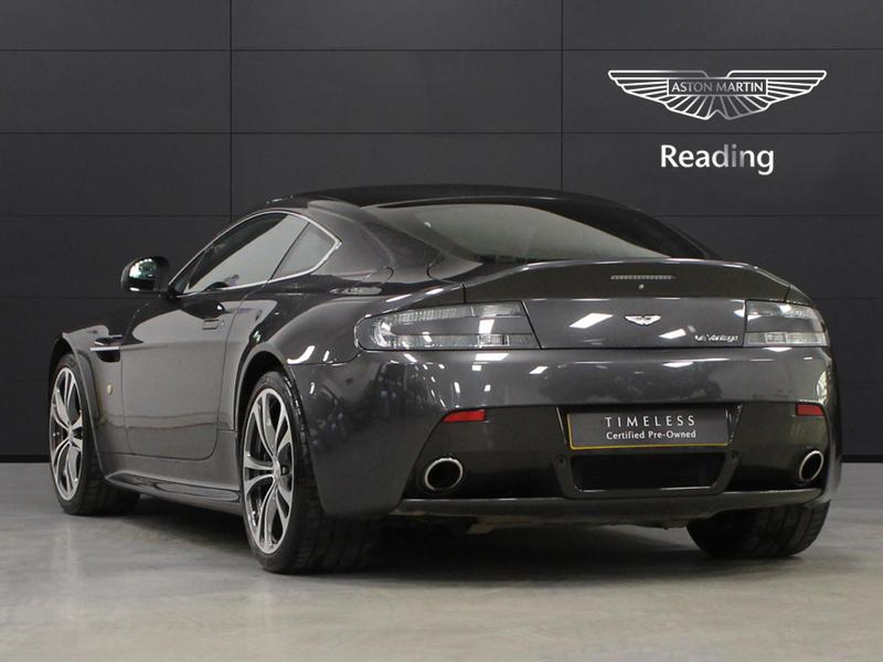Used Aston Martin Vantage 2010 for sale - 76797034: Photo 2