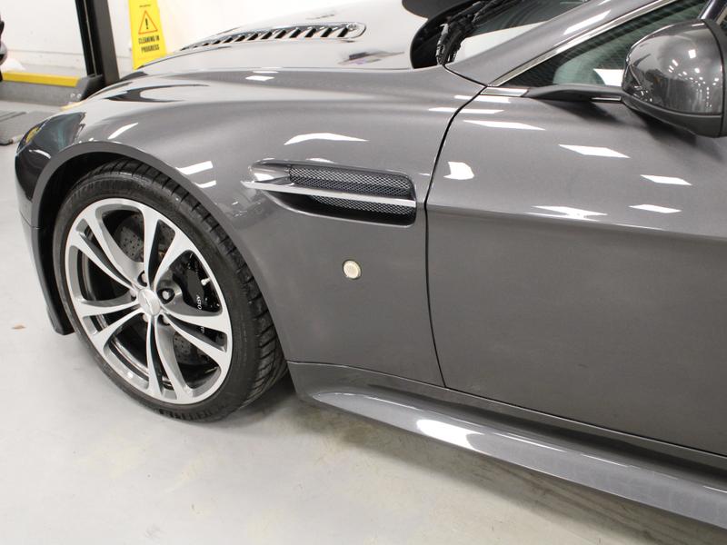 Used Aston Martin Vantage 2010 for sale - 76797034: Photo 21