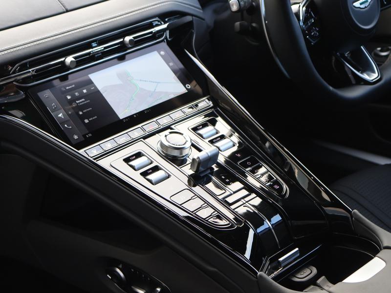 Used Aston Martin V8 2024 for sale - 76895358: Photo 8