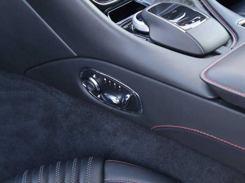 Used Aston Martin DB11 2017 for sale - 76866928: Photo 17