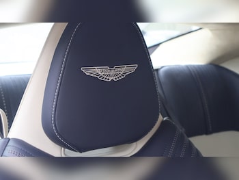 Used Aston Martin DB11 2017 for sale - 79552435: Photo