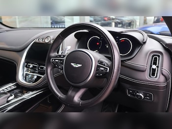 Used Aston Martin DBX 2022 for sale - 78592784: Photo