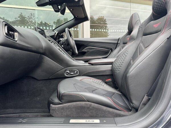 Used Aston Martin DBS 2020 for sale - 75621061: Photo 14