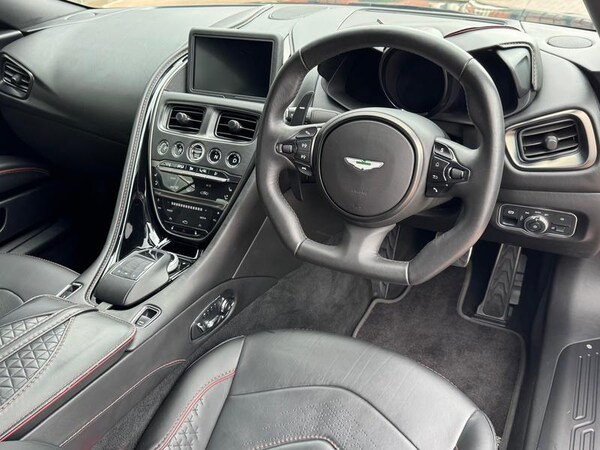 Used Aston Martin DBS 2020 for sale - 75621061: Photo 3