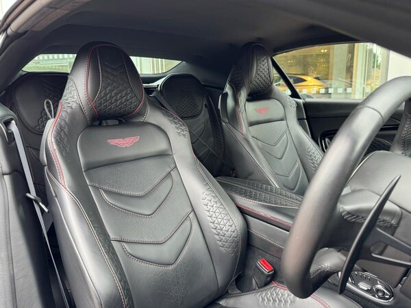 Used Aston Martin DBS 2020 for sale - 75621061: Photo 6