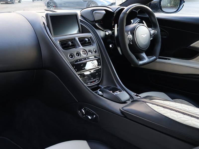 Used Aston Martin DBS 2020 for sale - 76835638: Photo 13