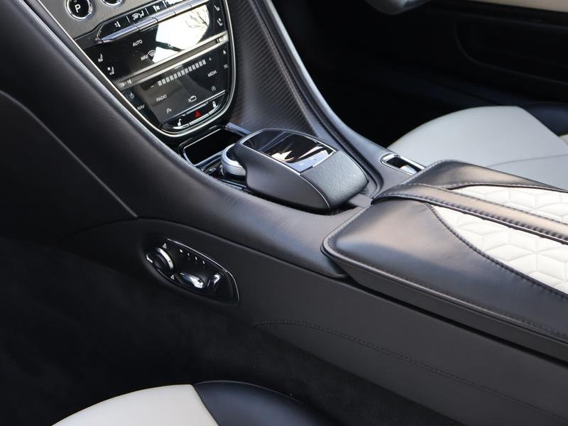 Used Aston Martin DBS 2020 for sale - 76835638: Photo 18