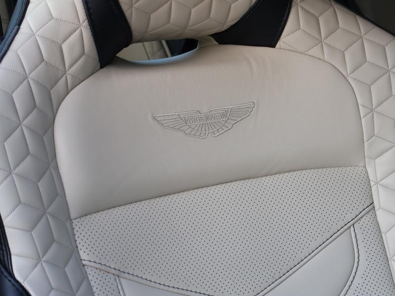 Used Aston Martin DBS 2020 for sale - 76835638: Photo 4