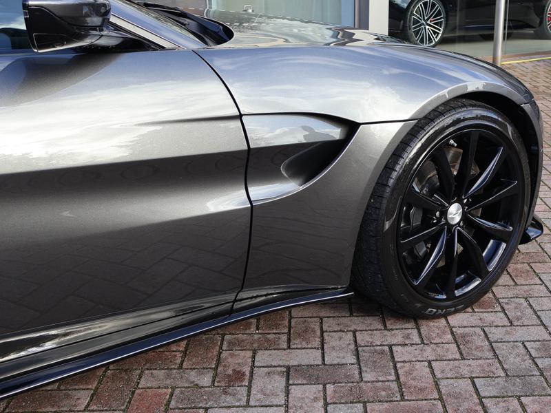 Used Aston Martin Vantage 2021 for sale - 76738830: Photo 21