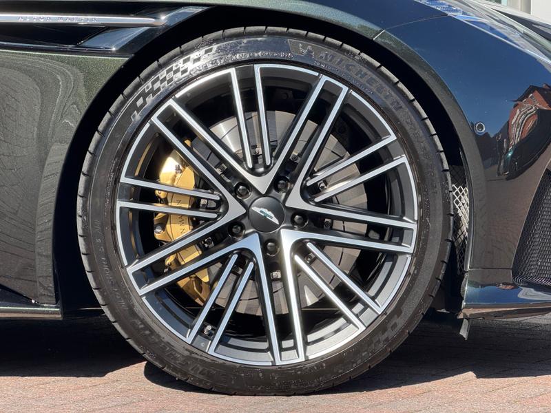 Used Aston Martin V8 2025 for sale - 76117660: Photo 3