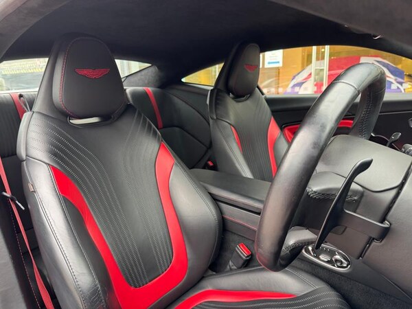 Used Aston Martin DB11 2018 for sale - 76076713: Photo 12