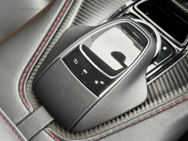 Used Aston Martin DB11 2018 for sale - 76076713: Photo 21