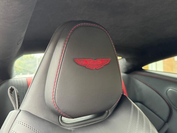 Used Aston Martin DB11 2018 for sale - 76076713: Photo 5